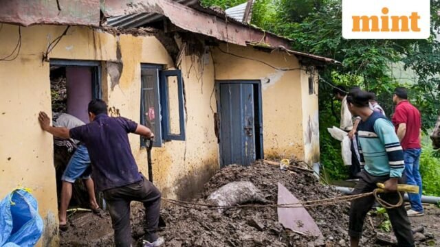 Ketakutan akan tanah longsor di Shimla: Runtuhnya lereng yang dipicu