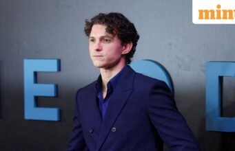 Kutipan hari ini oleh Tom Holland: “Hal terpenting dalam segala hal yang Anda lakukan adalah selalu melakukan yang terbaik…”