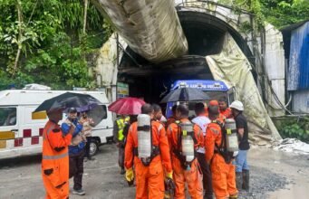 Ledakan di terowongan proyek pembangkit listrik tenaga air India menyebabkan 11 orang tewas, 14 hilang