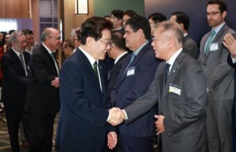 Lee menyebut sektor pesawat terbang dan mineral penting sebagai bidang yang memiliki potensi besar untuk kerja sama dengan Brasil