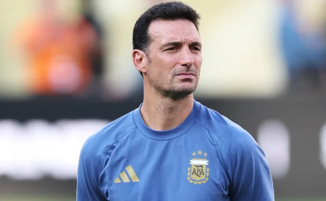Lionel Scaloni bisa tetap menjadi pelatih Argentina sementara Federasi Argentina