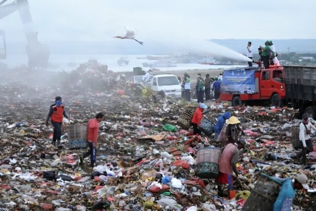 Mengapa ABC Australia meliput krisis sampah di Bali?