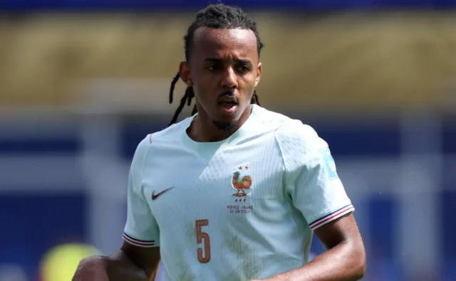 Mengapa Jules Koundé tidak menjadi starter untuk Prancis melawan Inggris