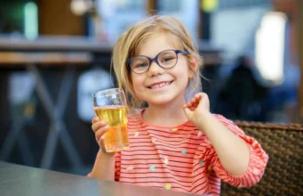 Minuman populer untuk anak-anak dapat meningkatkan tekanan darah beberapa dekade kemudian
