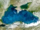 NASA menangkap Laut Hitam yang berubah warna menjadi biru kehijauan dari luar angkasa