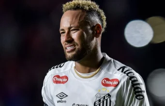 Neymar mengajukan pertanyaan tajam setelah dikritik karena penampilan turnamen poker yang kontroversial