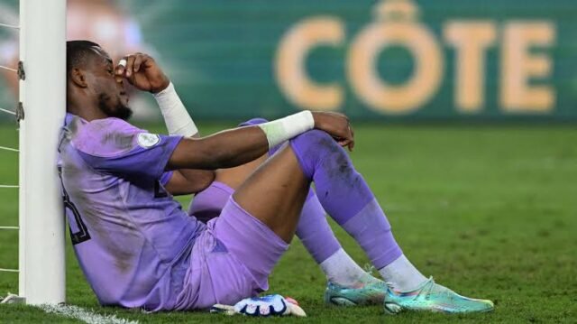 Nwabali mengambil istirahat dari sepak bola setelah tragedi keluarga, ungkap