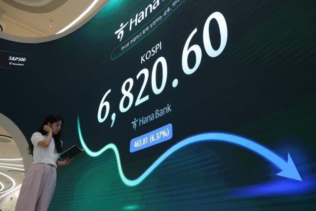 Orang asing membuang saham Korea tetapi membeli bersih ETF bulan