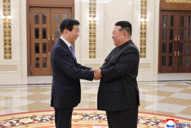 Pemimpin Korea Utara bertemu dengan penasihat politik utama Tiongkok di