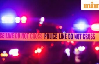 Penyerang New York menikam dua pria di dekat Central Park dan berteriak ‘Allahu Akbar’, para saksi mengingat serangan itu: ‘pisaunya mencuat…’