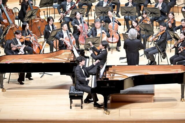 Pianis Yunchan Lim melanjutkan “ziarah Mozart” dengan musik untuk 2