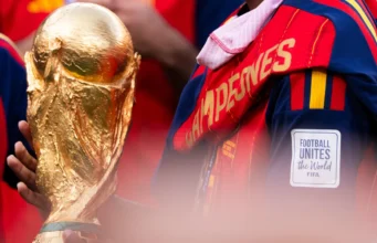 Presiden CONMEBOL Alejandro Domínguez mendukung 64 tim Piala Dunia 2030