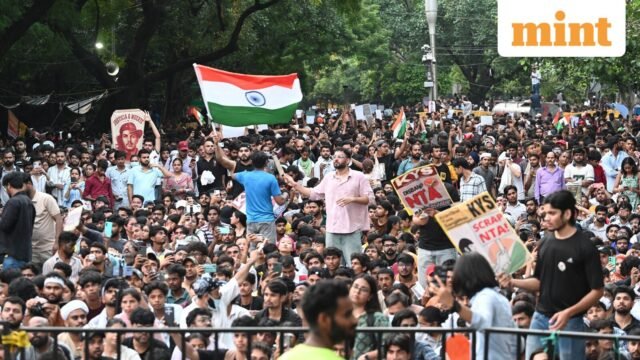 Protes LANGSUNG Jantar Mantar CJP: Nadda dan Jitendra Singh mengunjungi