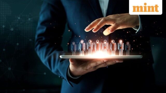 Pusat ini memberi peringkat pada seluruh kementerian dalam hal peningkatan