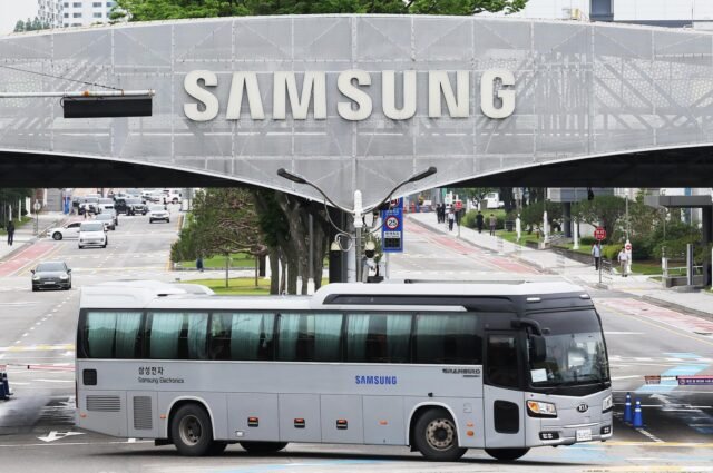 Samsung Electronics memperkirakan rekor laba kuartal kedua sebesar $58,4 miliar.