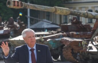 Senator AS Graham menawarkan dukungan militer untuk perang Israel di Lebanon, menurut rekaman baru