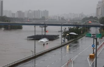 Seoul dilanda hujan lebat, jalan utama ditutup