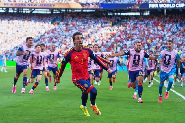 Spanyol mengalahkan Argentina 1-0 untuk memenangkan Piala Dunia berkat gol