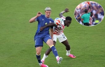 Tarian berbahaya FIFA dengan politik merugikan Piala Dunia