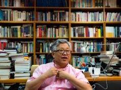 Tiongkok membebaskan pendeta Ezra Jin yang dipenjara