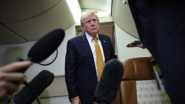 Trump mengatakan AS siap 'menghancurkan' Iran setelah intelijen Israel memperingatkan