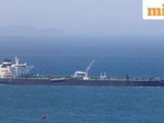 USA-Iran News LANGSUNG: UKMTO mengatakan kapal tanker terbakar setelah serangan proyektil di timur Limah, Oman