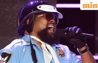 Victor Willis, salah satu pendiri Village People yang lagunya ‘YMCA’ mendorong tarian ikonik Trump, meninggal pada usia 74 tahun