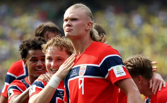 Video: Erling Haaland mencetak dua gol untuk menyingkirkan Brasil dari