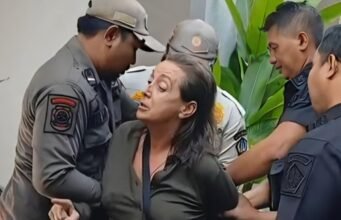 Wanita Australia membuat masalah di Hotel Legian