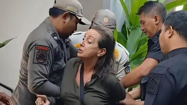 Wanita Australia membuat masalah di Hotel Legian